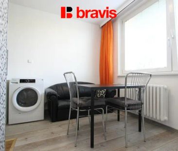 Pronájem bytu 2+1, ul. Svatoplukova, Brno-Židenice, zařízený, sklep... - Фото 6