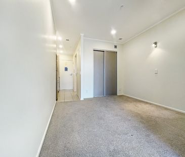 Luna Apartments - 1 Bedroom - 1 Bathroom - 1 Secure Carpark - Photo 4