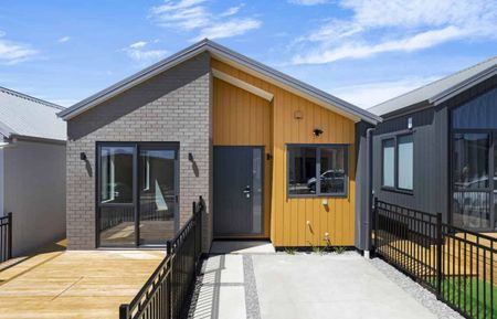 10 Taukahiwi Road, Pukekohe - Photo 3