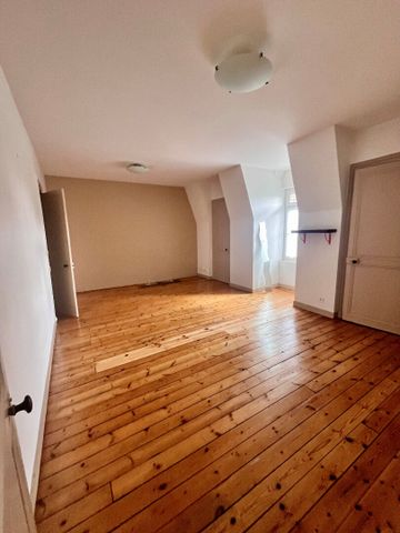 Type V avec PARKING - Situé en hyper centre de Poitiers - Photo 3