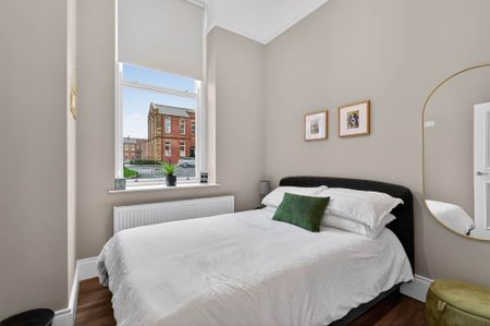 Apt 8 6 Admin House, The Boulevard, Belvoir Park, Belfast, BT8 8JP - Photo 5