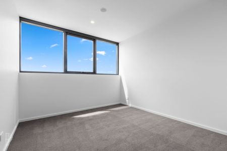 Stunning Fully Furnished 3-Bedroom Apartment in the Award-Winning Molonglo Falls Complex – Coombs - Photo 3