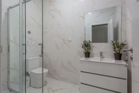 Largo Vitorino Damásio, Lisbon, Lisbon 1200-872 - Photo 4