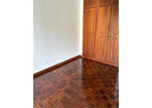 Apartamento T3 em Lisboa