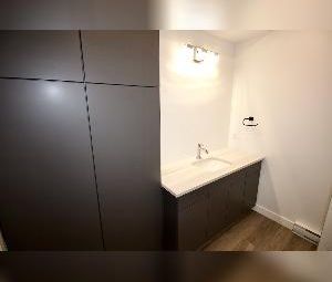 2 Bed 1 Bath Suite Ottewell Home For Rent Edmonton - Photo 3