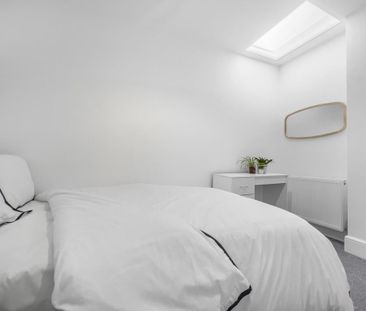 4 bedroom terraced house to rent - Photo 6