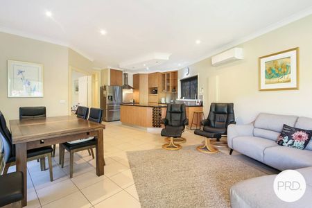 FULLY FURNISHED ELEGANCE AWAITS! - Photo 5