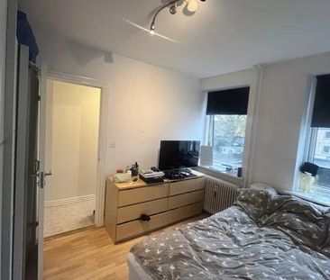 <b>CHARMERENDE 2-VÆRELSES LEJLIGHED</b><br> - Foto 4