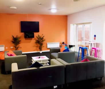 Premium Studio (Double Bed) - Photo 1