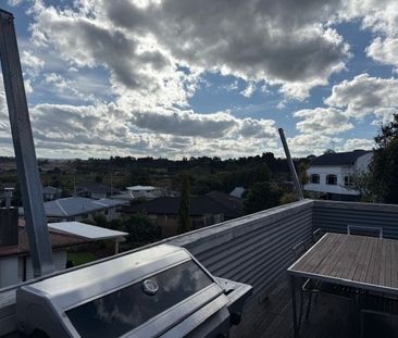 Modern Comfort - Gate Pa - Photo 1