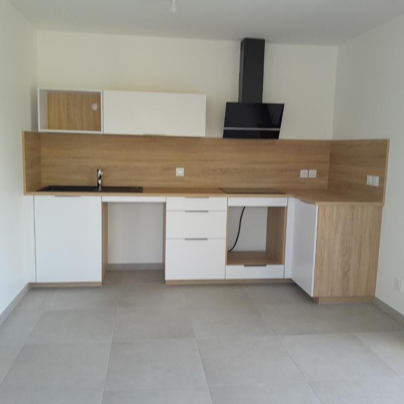 Location Appartement 3 pièces 65m² ANNECY 74370 - Photo 1