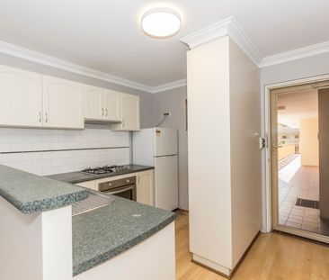 30C/22 Nile Street, East Perth WA 6004 - House For Rent | Domain - Photo 2