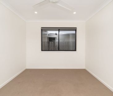 Modern Four Bedroom Family Home - Photo 5