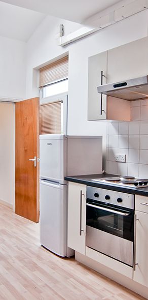 Flat 1B, 31 Kelso Road, LS2 9PR, Leeds - Photo 1