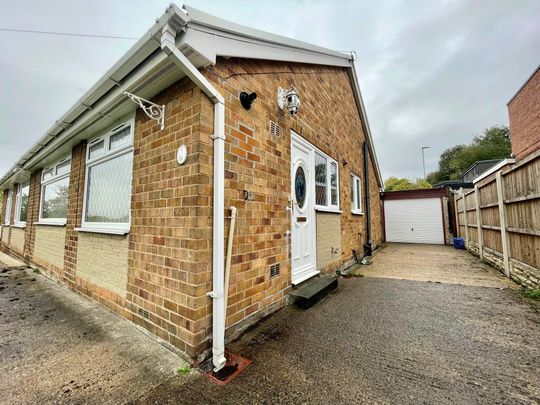 Cherrytree Drive, Wakefield, Walton - Photo 1