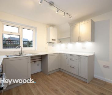 3 bedroom semi-detached house to rent - Photo 6