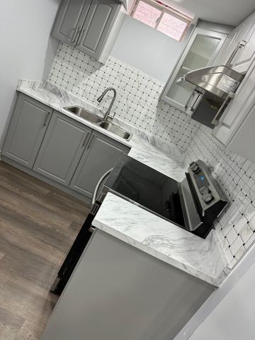 For Lease - 60 Hollingsworth Circle, Brampton, Ontario - Photo 3