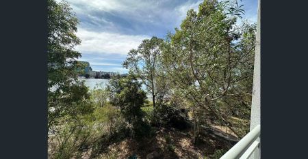 Serene Riverside Living | Spacious 1-Bed + Study Apartment in Prime Rhodes - Photo 3