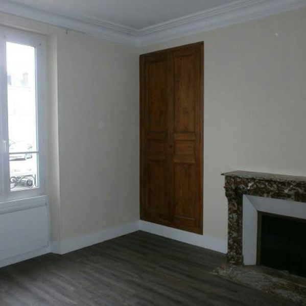 MONTARGIS PROCHE GARE, T3 entièrement rénové comprenant ... - Photo 1