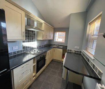 2 bedroom terraced house to rent - Photo 5