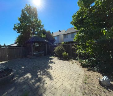 For Lease - 1684 Norris Circle, Milton, Ontario - Photo 6