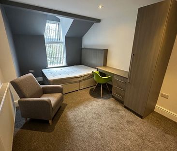 Room in a Shared House, Alpass Road, L17 - Photo 3