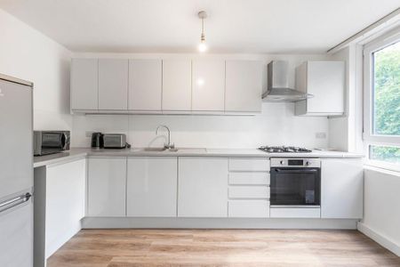 5 bedroom flat to rent - Photo 5
