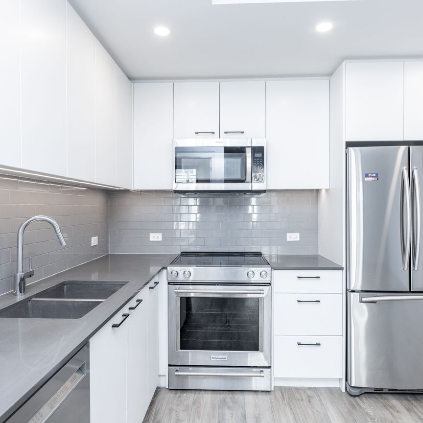 For Lease - 571 Prince Edward Drive Unit# 214, Toronto, Ontario - Photo 1