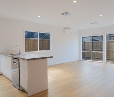 Thinking of selling? Contact our agent - Photo 4