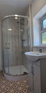 Second Avenue, Nottingham, Nottinghamshire, NG7 - Photo 4