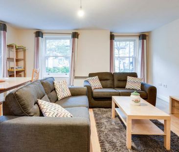 2 bedroom flat to rent - Photo 4