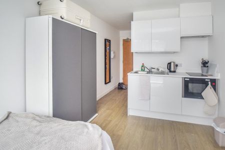 1 bedroom apartment to rent - Photo 2