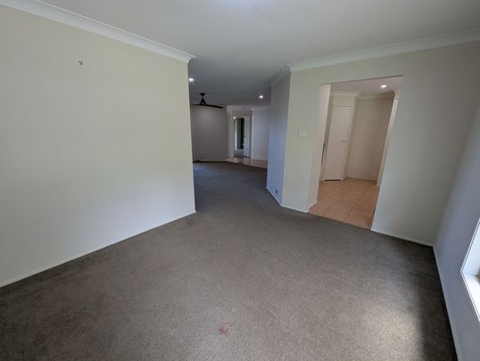 Spacious Family Home - Photo 1