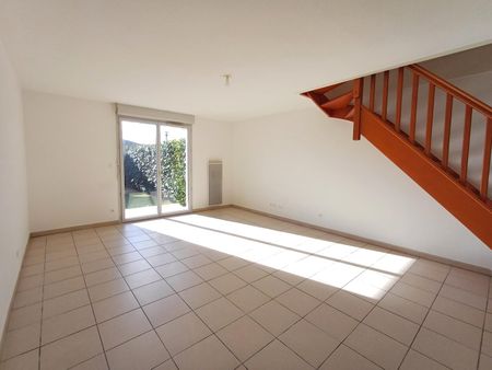 location Maison T3 DE 66.04m² À MERVILLE - Photo 2