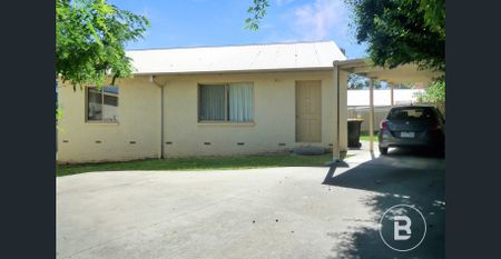 2 Bedroom unit in popular Kennington - Photo 5