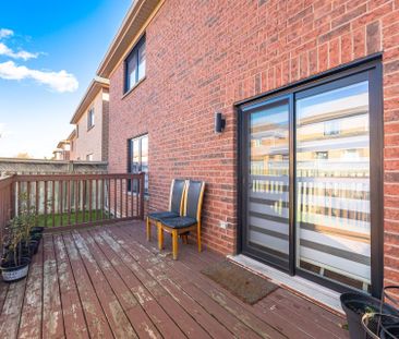 For Lease - 2 Queen Mary Drive, Brampton, Ontario - Photo 4