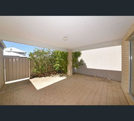 11 Spindrift Street, Jindalee, WA 6036 - Photo 2