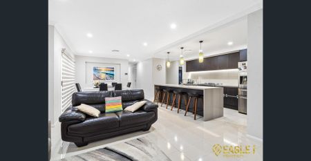 Stylish and Spacious 4 Bedroom Family Home - Photo 3