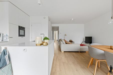 Prachtig appartement op de eerste verdieping met groot terras in het centrum van 's Gravenwezel. - Foto 2