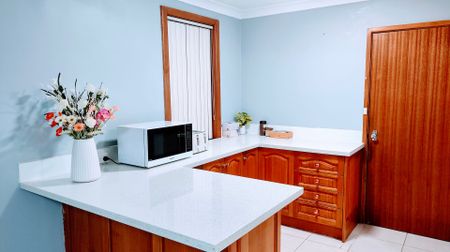 FURNITURES INCLUDED - Photo 2