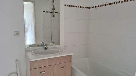 Location Appartement 2 pièces 44m² ORLEANS 45100 - Photo 3