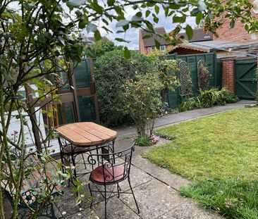 Terraced House to rent on - Photo 4