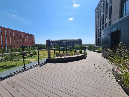 2 bedroom ground floor flat to rent - Photo 5