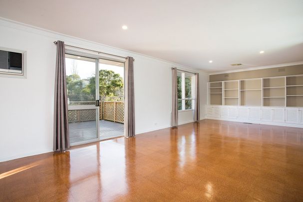 Thinking of selling? Contact our agent - Photo 1