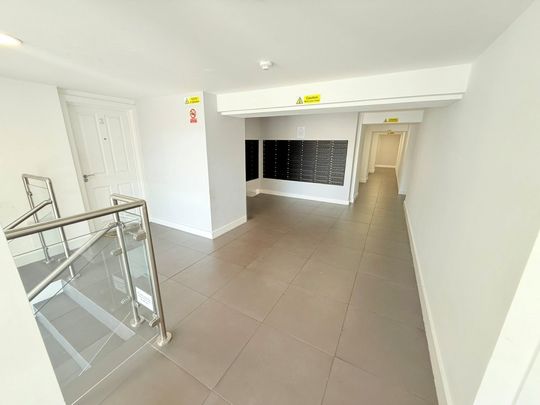 Newton Road, Yeovil, Somerset - Photo 1