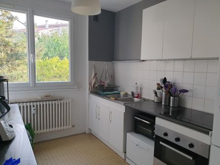 : Appartement 76.0 m² à SAINT ETIENNE - Photo 4