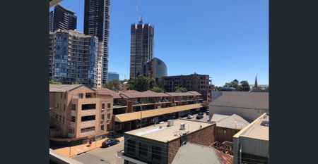 Best value 2 bedrooms in Parramatta only $450 per week. - Photo 5