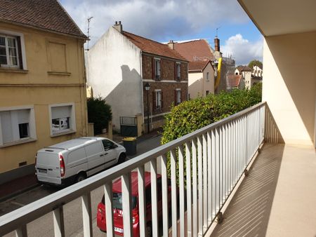 Location Appartement 3 pièces 55m² FONTENAY LE FLEURY 78330 - Photo 5