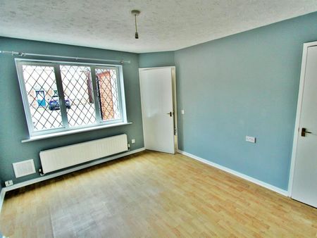 Pine Hurst Close, Leicester, LE3 - Photo 5