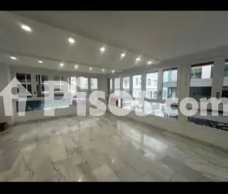 Piso en alquiler en Centro Tradicional - Foto 2